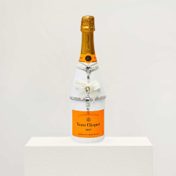 Hand-Painted Veuve Clicquot Wedding design champagne