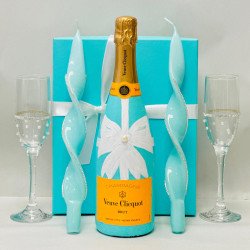 Veuve Champagne with Tiffany Glasses & Candle Gift Set Veuve Champagne with Tiffany Glasses & Candle Gift Set