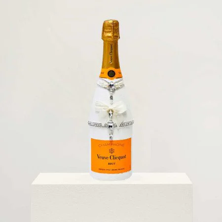 Hand-Painted Veuve Clicquot Wedding design champagne