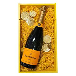 Veuve Clicquot Champagne and Chocolate Gift Set