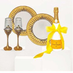 Luxury Veuve Clicquot Brut Champagne Wedding Gift Set