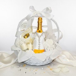Veuve Clicquot Champagne And Wedding Gift Basket Veuve Clicquot Champagne And Wedding Gift Basket